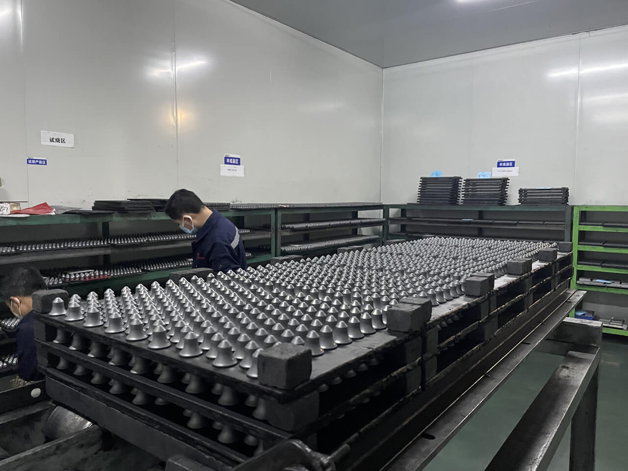 Tungsten carbide VS diamond: unveiling the test of strength